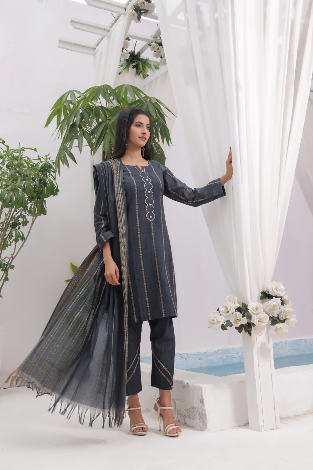 lookbook image shop_this_look_amDhCa